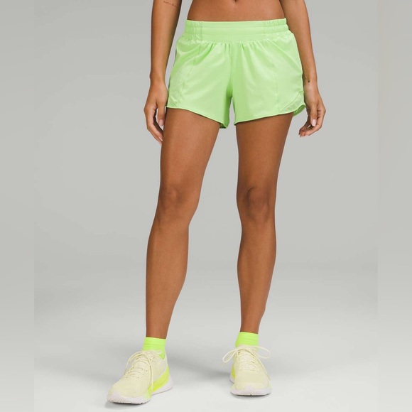 lululemon athletica Pants - Lululemon Hotty Hot Low-Rise Lined Short 4" Scream Green Light Size 6